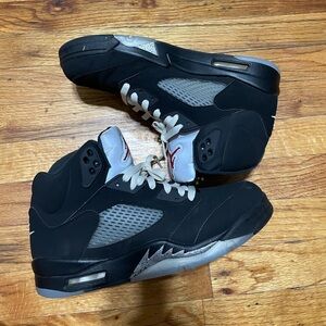 2016 air jordan 5 metallic used